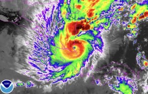 Hurricane Otto making landfall i nNicaragua, just north of the border with Costa Rica.